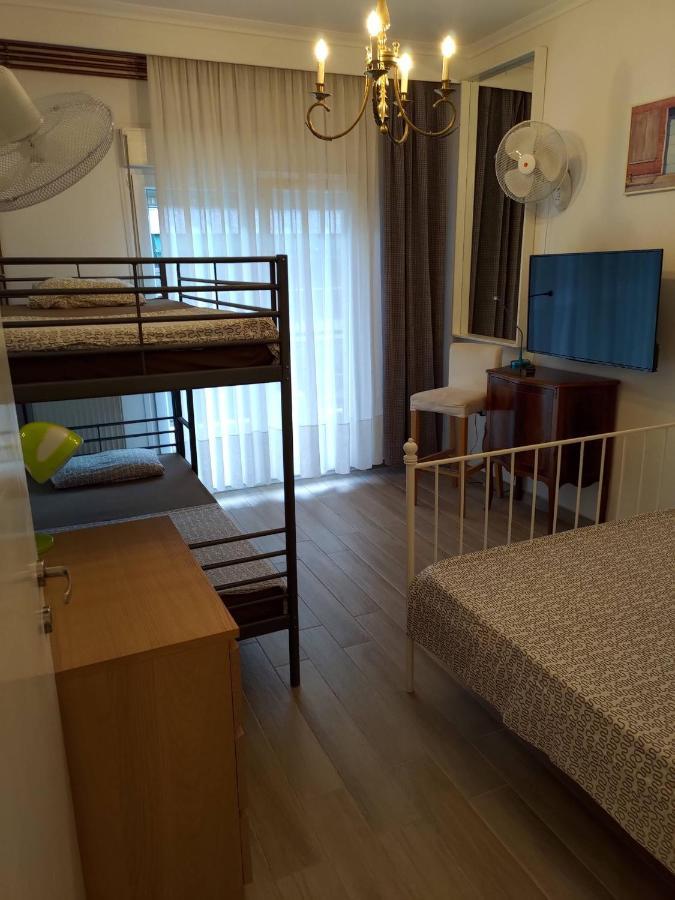 Promenade Apartment With Sea View Thessaloníki Eksteriør billede