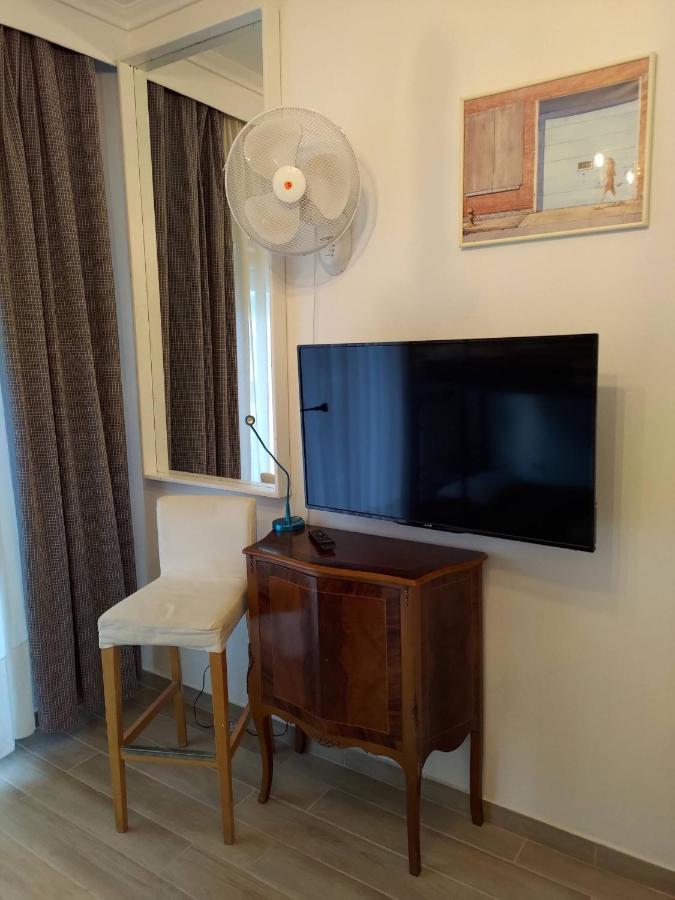 Promenade Apartment With Sea View Thessaloníki Eksteriør billede